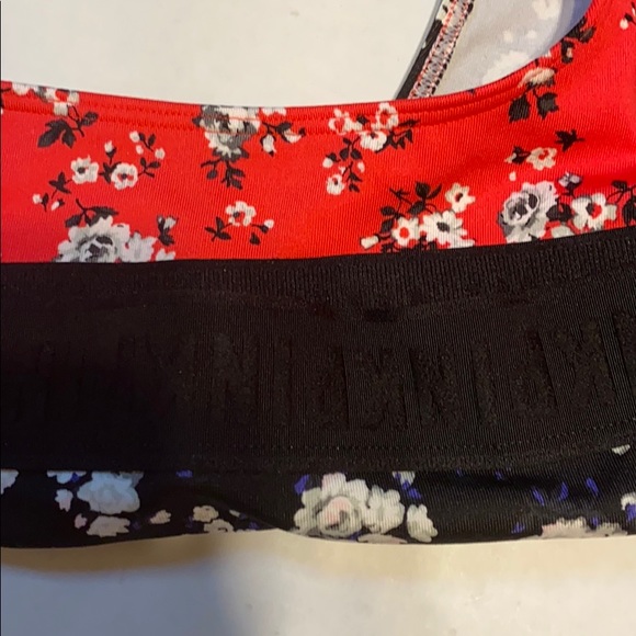 Sold  with tags VS PINK Ultimate Sports Bra  Large - Picture 8 of 8